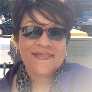 Meet your Posher, Joyce